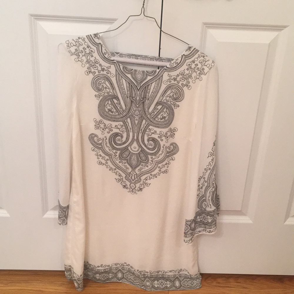 a long shirt blouse